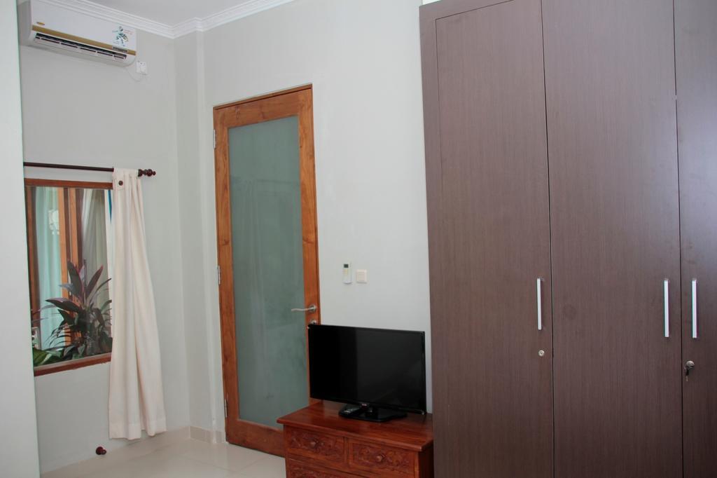 Villa Anyelir Seminyak Habitación foto